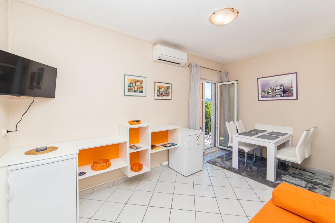 Apartmani Lile Gradac  Exteriér fotografie