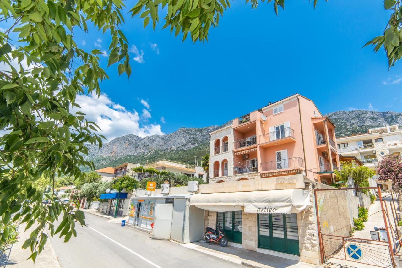 Apartmani Lile Gradac  Exteriér fotografie