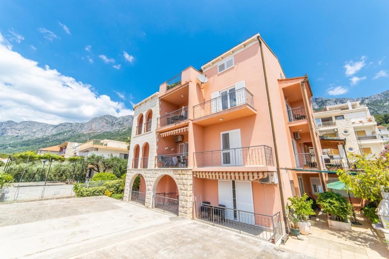 Apartmani Lile Gradac  Exteriér fotografie