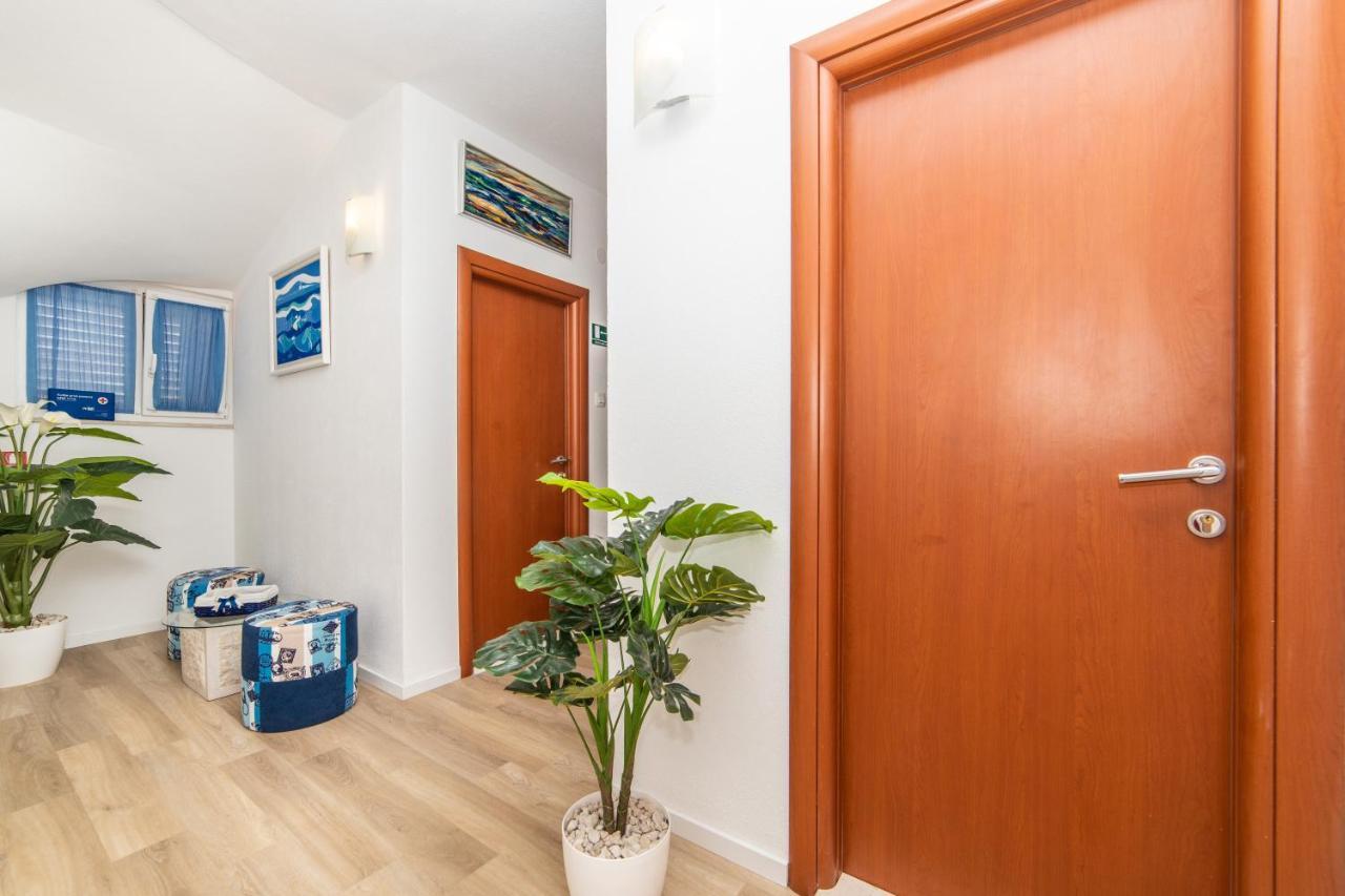 Apartmani Lile Gradac  Exteriér fotografie